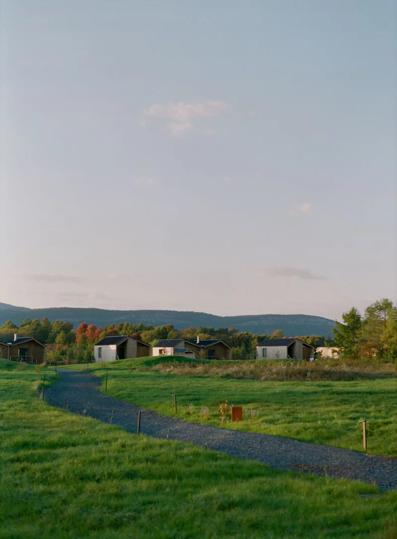 Lynden Lane visits Wildflower Farms, an Auberge resort, in upstate New York.